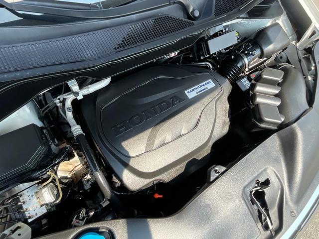 Photo of 2019 White Diamond Pearl Honda Pilot