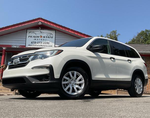 Photo of 2019 White Diamond Pearl Honda Pilot