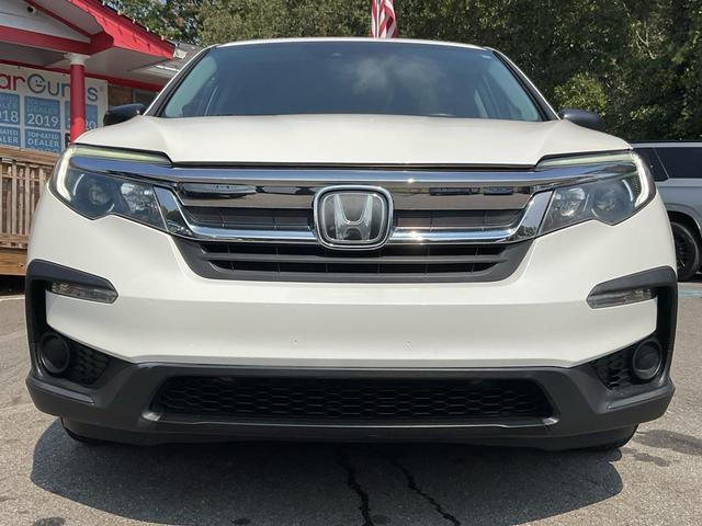 Photo of 2019 White Diamond Pearl Honda Pilot