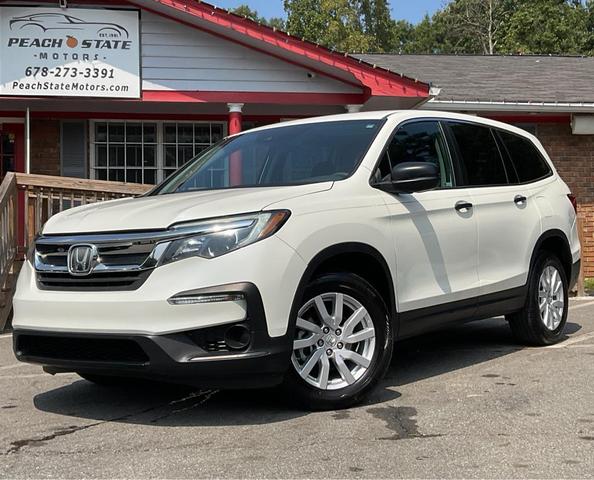 Photo of 2019 White Diamond Pearl Honda Pilot