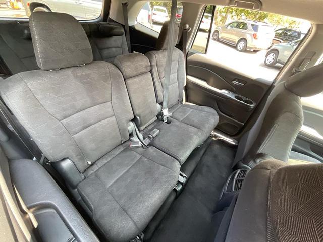 Photo of 2019 White Diamond Pearl Honda Pilot