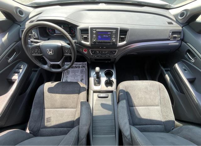 Photo of 2019 White Diamond Pearl Honda Pilot