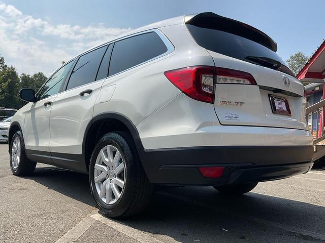 Photo of 2019 White Diamond Pearl Honda Pilot