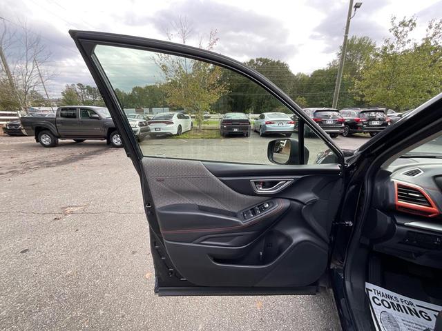 Photo of 2019 Dark Blue Pearl Subaru Forester