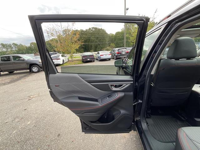 Photo of 2019 Dark Blue Pearl Subaru Forester