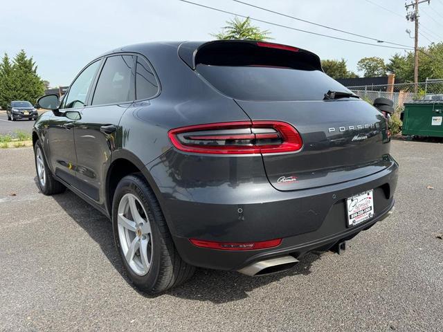 Photo of 2018 Volcano Grey Metallic Porsche Macan