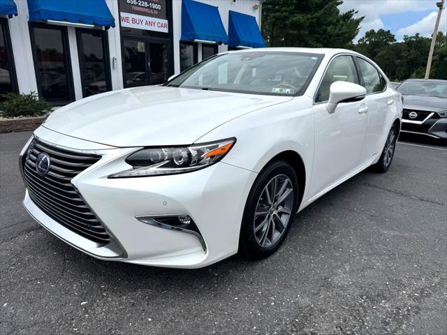 2016 Lexus Es 300h