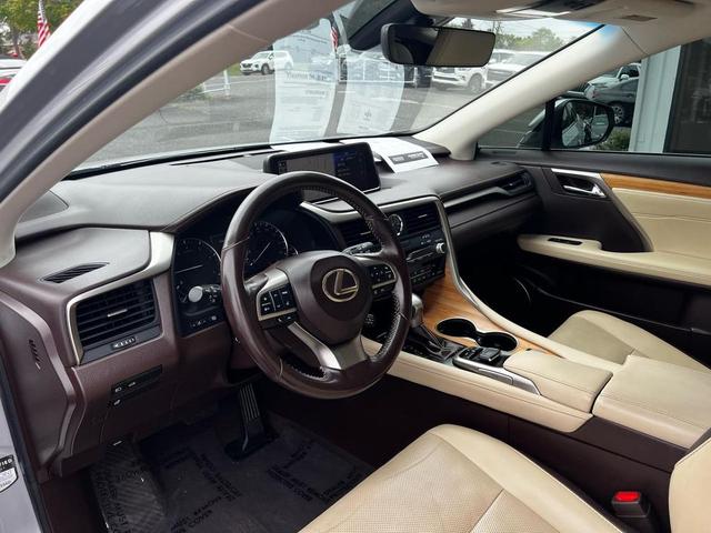 Photo of 2018 Silver Lexus RX 350