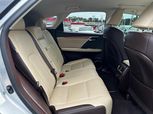 Photo of 2018 Silver Lexus RX 350