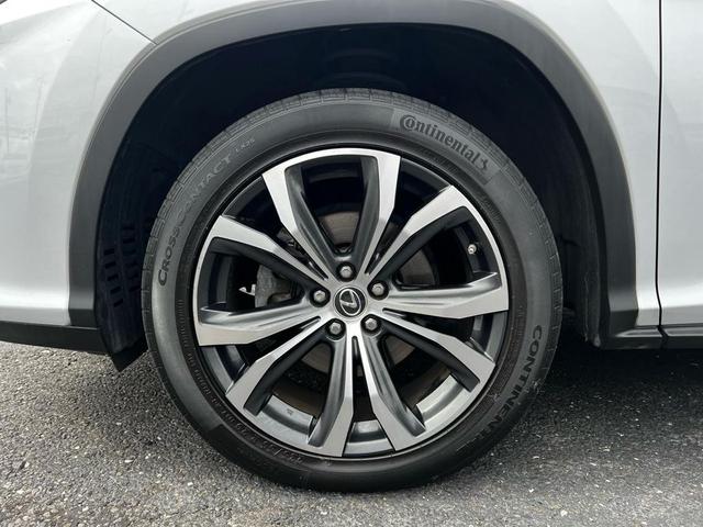 Photo of 2018 Silver Lexus RX 350