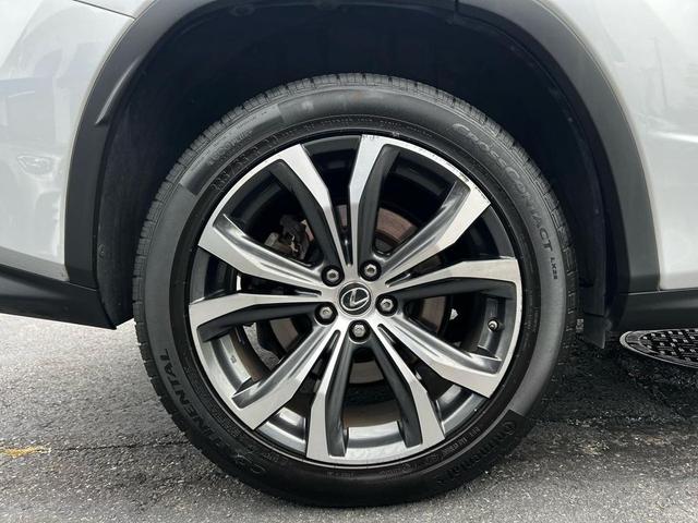 Photo of 2018 Silver Lexus RX 350