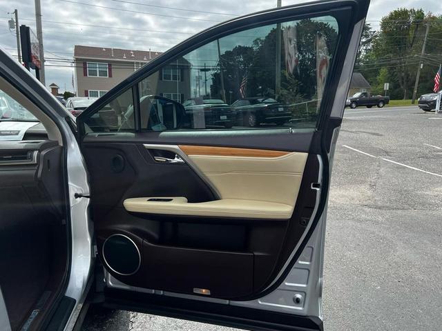 Photo of 2018 Silver Lexus RX 350