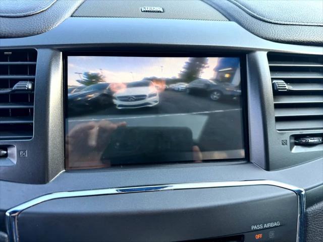 Photo of 2013 Tuxedo Black Metallic Lincoln MKS