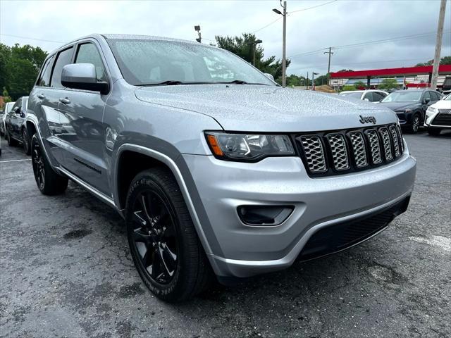 Photo of 2018 Billet Silver Metallic Clearcoat Jeep Grand Cherokee