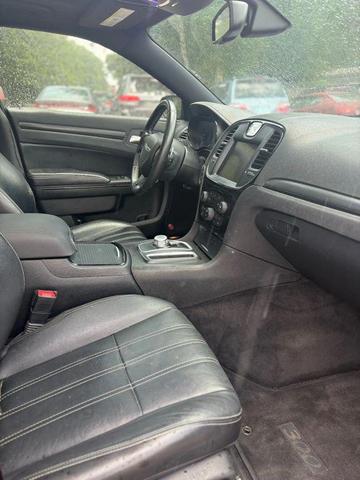 Photo of 2015 Black Chrysler 300