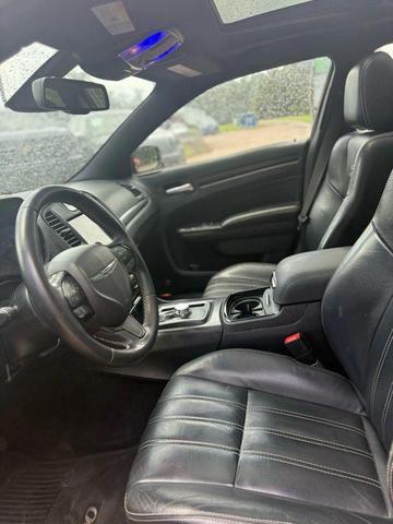 Photo of 2015 Black Chrysler 300