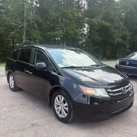Photo of 2014 Crystal Black Pearl Honda Odyssey