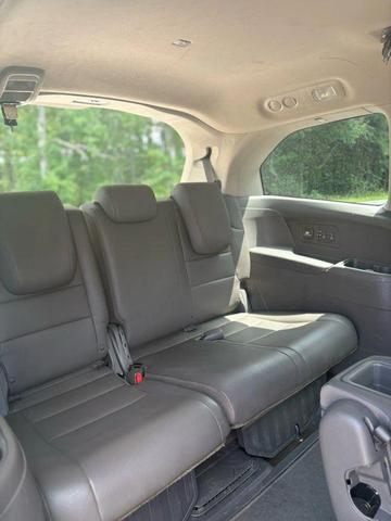 Photo of 2014 Crystal Black Pearl Honda Odyssey