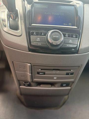 Photo of 2014 Crystal Black Pearl Honda Odyssey