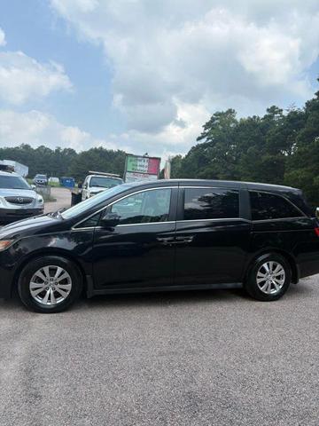 Photo of 2014 Crystal Black Pearl Honda Odyssey