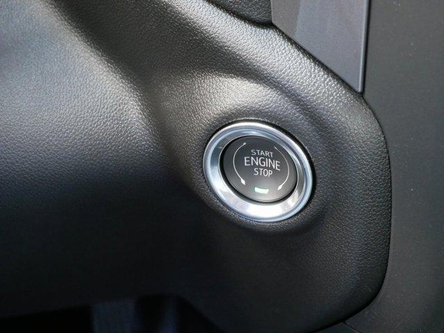 Photo of 2025 Summit White GMC Sierra 3500