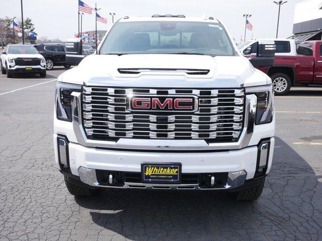Photo of 2025 White Frost Tricoat GMC Sierra 3500