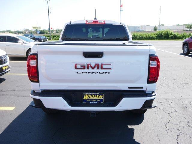 Photo of 2025 Summit White GMC Canyon