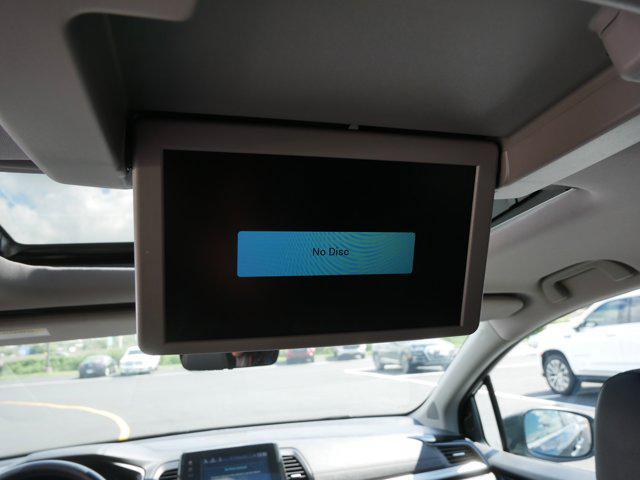 Photo of 2023 Crystal Black Pearl Honda Odyssey