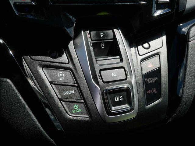 Photo of 2023 Crystal Black Pearl Honda Odyssey