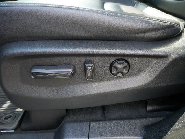 Photo of 2023 Crystal Black Pearl Honda Odyssey