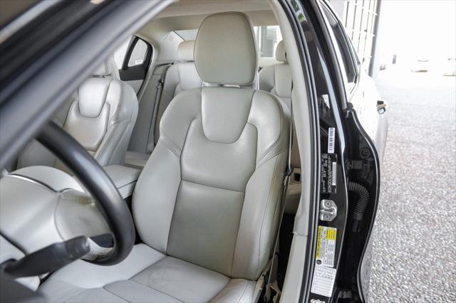Photo of 2021 Black Stone Volvo S60