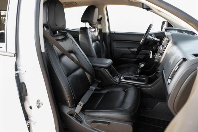 Photo of 2022 Summit White Chevrolet Colorado