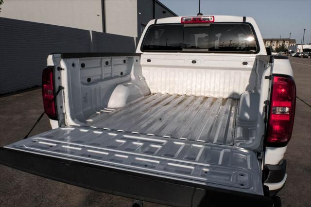 Photo of 2022 Summit White Chevrolet Colorado