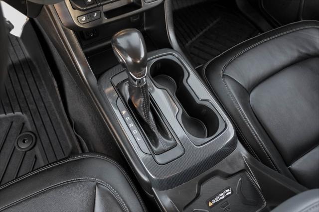 Photo of 2022 Summit White Chevrolet Colorado