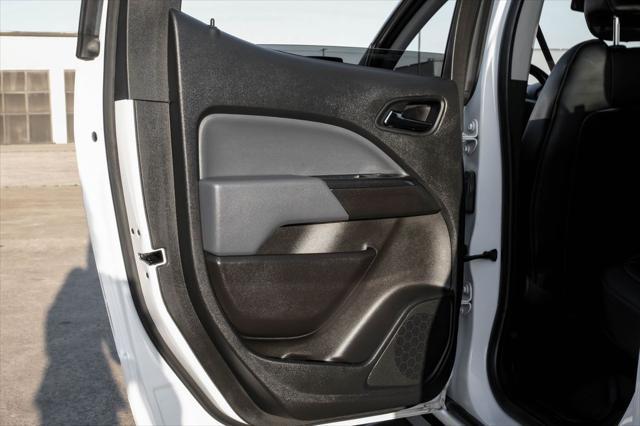 Photo of 2022 Summit White Chevrolet Colorado