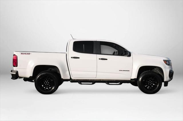 Photo of 2022 Summit White Chevrolet Colorado