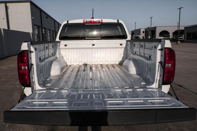 Photo of 2022 Summit White Chevrolet Colorado