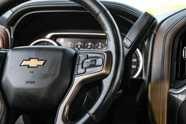 Photo of 2021 Black Chevrolet Silverado 1500
