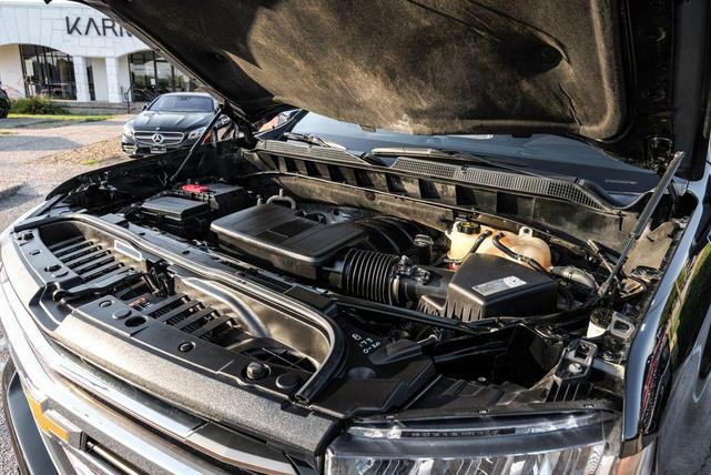 Photo of 2021 Black Chevrolet Silverado 1500