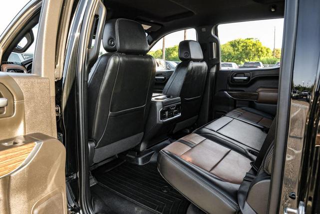 Photo of 2021 Black Chevrolet Silverado 1500
