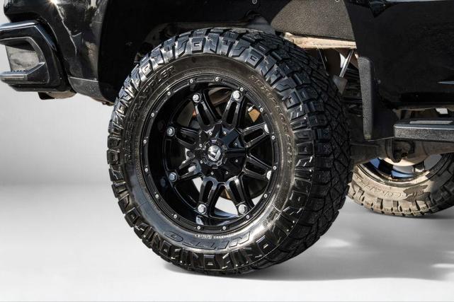 Photo of 2021 Black Chevrolet Silverado 1500