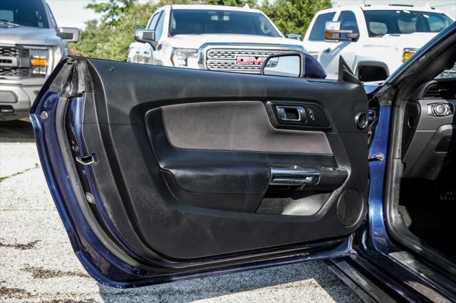 Photo of 2020 Kona Blue Ford Mustang