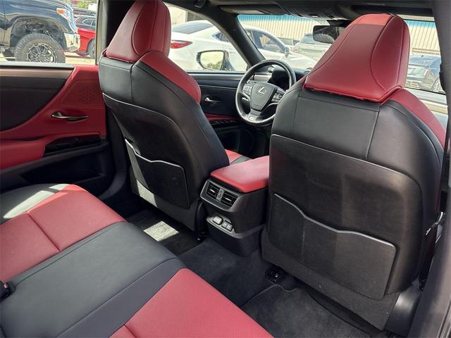 Photo of 2023 Obsidian Lexus ES 350