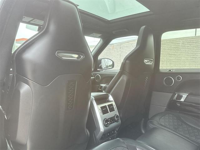 Photo of 2020 Fuji White Land Rover Range Rover Sport