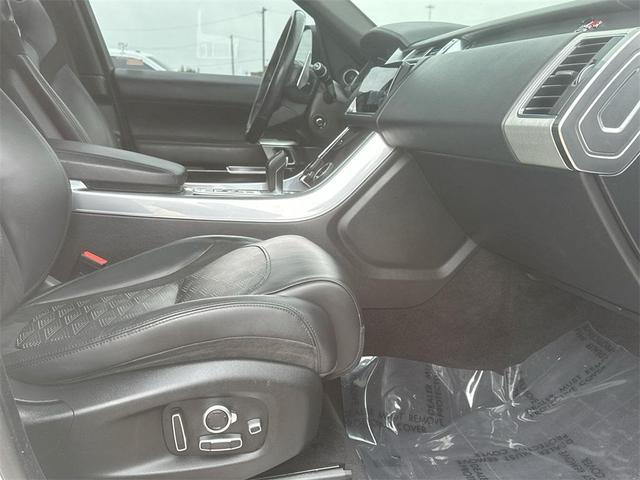 Photo of 2020 Fuji White Land Rover Range Rover Sport