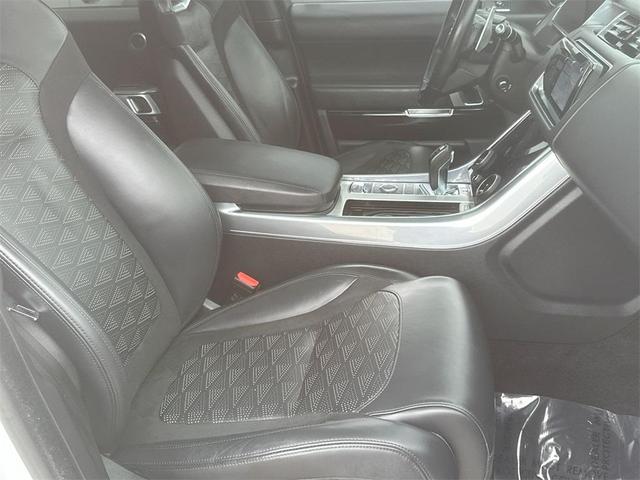 Photo of 2020 Fuji White Land Rover Range Rover Sport
