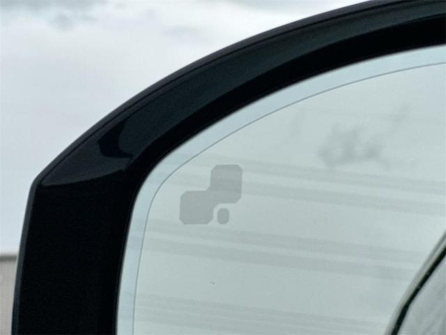 Photo of 2020 Fuji White Land Rover Range Rover Sport