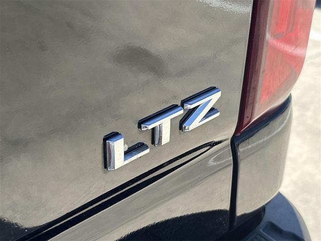 Photo of 2020 Black Chevrolet Silverado 2500