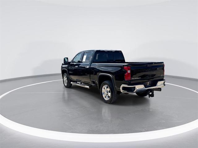 Photo of 2020 Black Chevrolet Silverado 2500