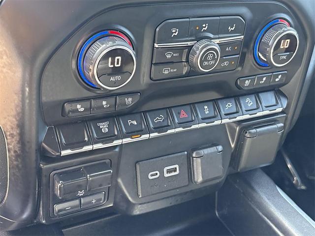 Photo of 2020 Black Chevrolet Silverado 2500